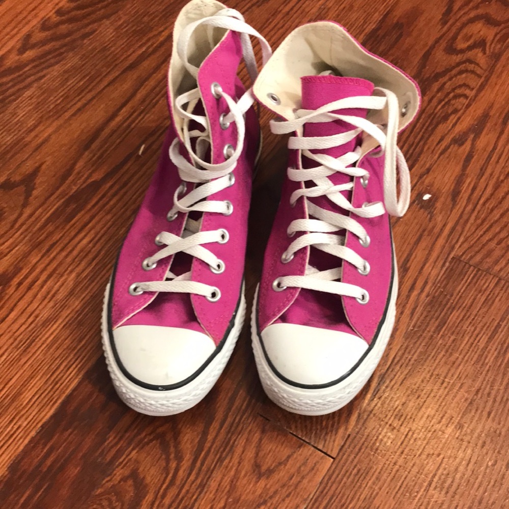 Magenta Converse Chuck Taylor all star